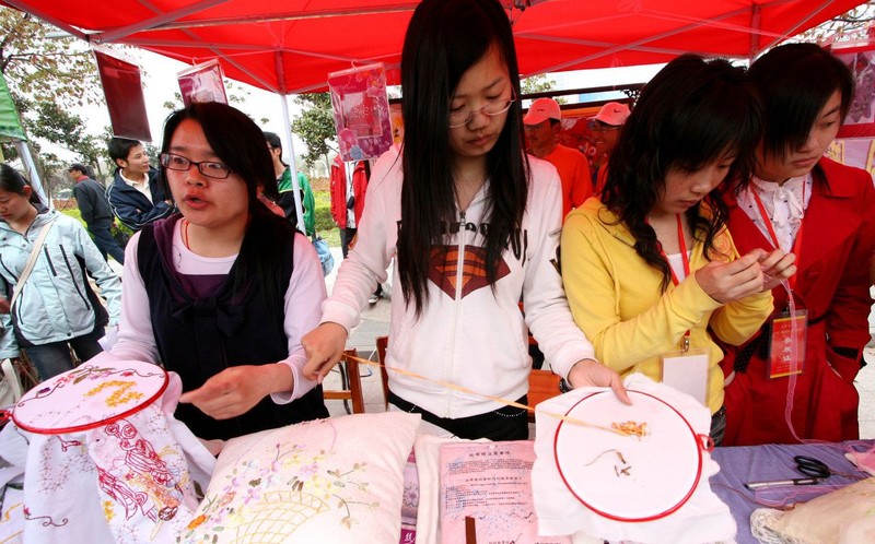中国创业小项目大全「个人创业小生意低成本12个项目」