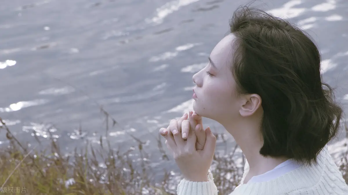 朱砂痣的爱情含义是什么意思(白月光和朱砂痣代表着什么) 白月光和朱砂痣代表着什么?它的由来及爱情意义真的太现实了