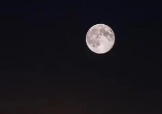 网友实验证明三星拍摄月亮存在造假