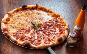 必胜客的披萨可以隔夜吃吗 秒懂：必胜客的披萨过夜还能吃吗
