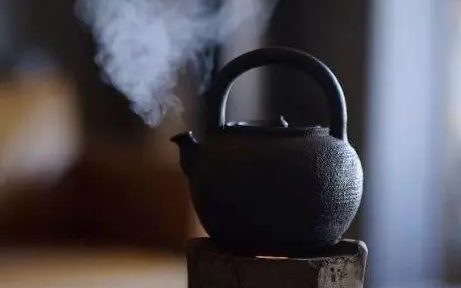 围炉煮茶能煮得熟食物吗,围炉煮茶什么时候火的