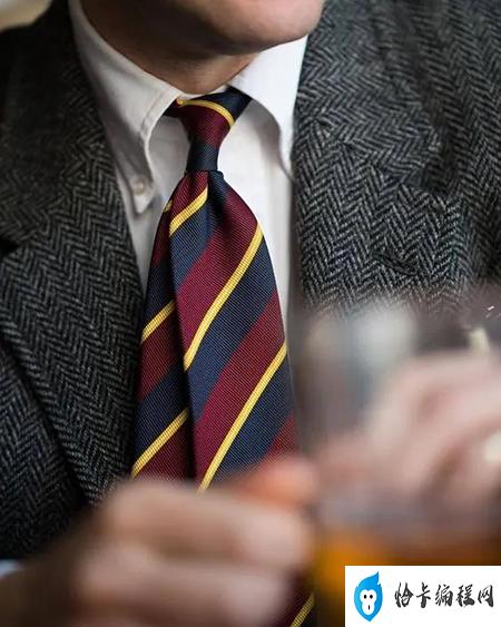 男士领带打法最简单(三种常见的打领带方法)