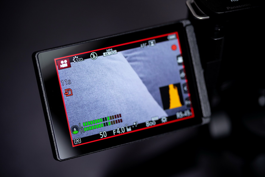 松下G100无反相机评测：海量可换镜头 拍Vlog更轻松