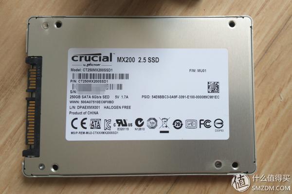镁光 Crucial 英睿达 MX200 250G SSD 开箱
