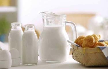 全脂和脱脂奶粉有什么区别,全脂奶粉和脱脂奶粉的区别