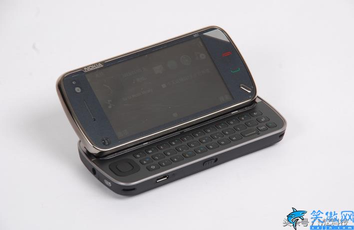 n97诺基亚刚上市的价格,诺基亚N97发售报价