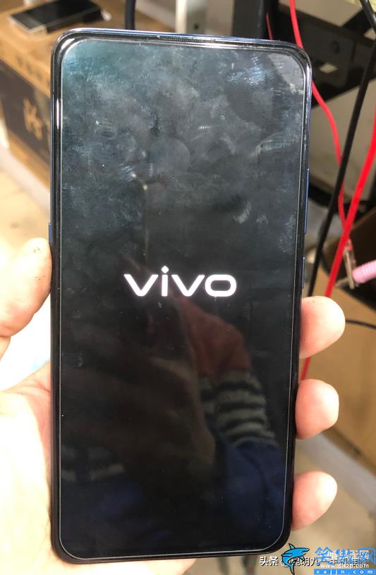 vivo开不了机怎么办显示logo,vivo手机开不开机处理妙招