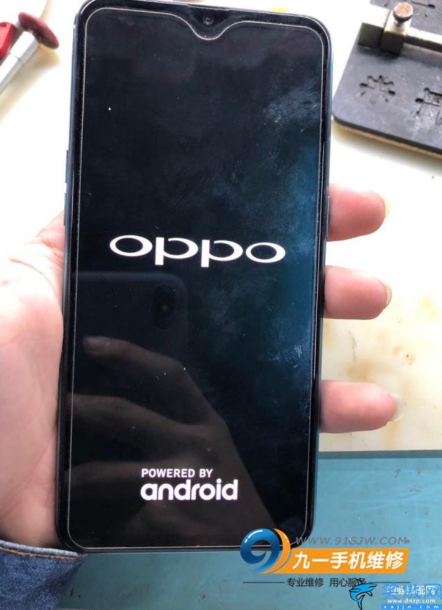 oppo手机自动关机怎么回事,oppo手机开不了机解决方法