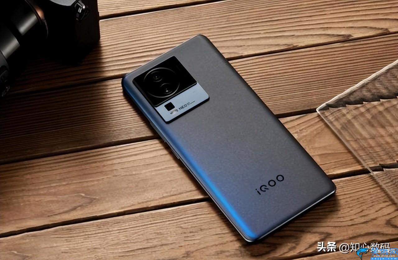 iQOO系列哪款性价比最高,性价比拉满的几款极致手机