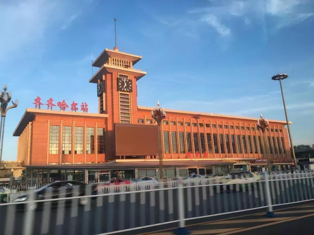 黑龙江的省会是哪里啊,省会哈尔滨